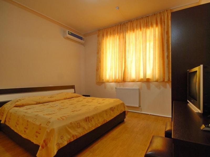 Rohat Mirobod Tashkent Bilik gambar