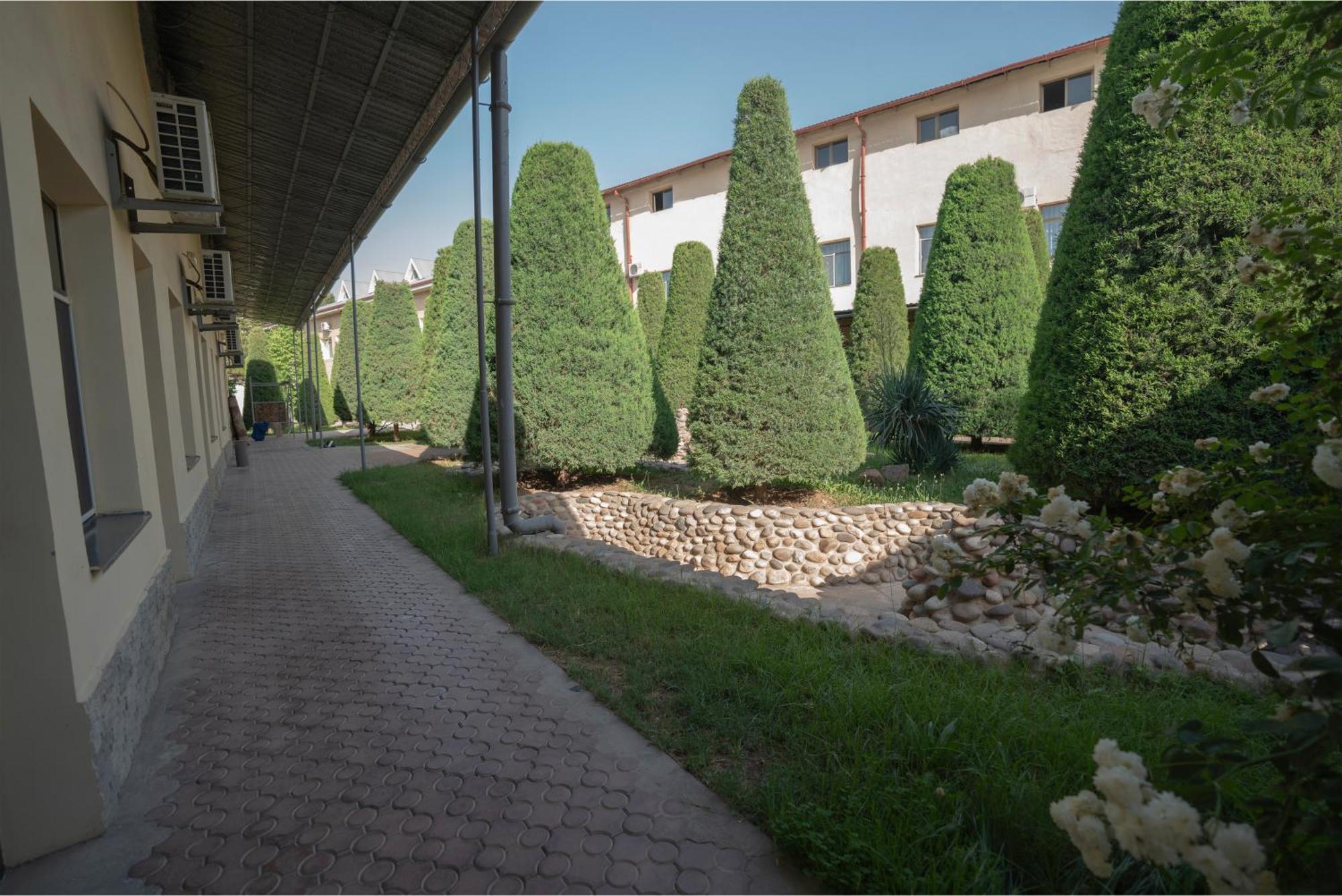 Rohat Mirobod Tashkent Luaran gambar