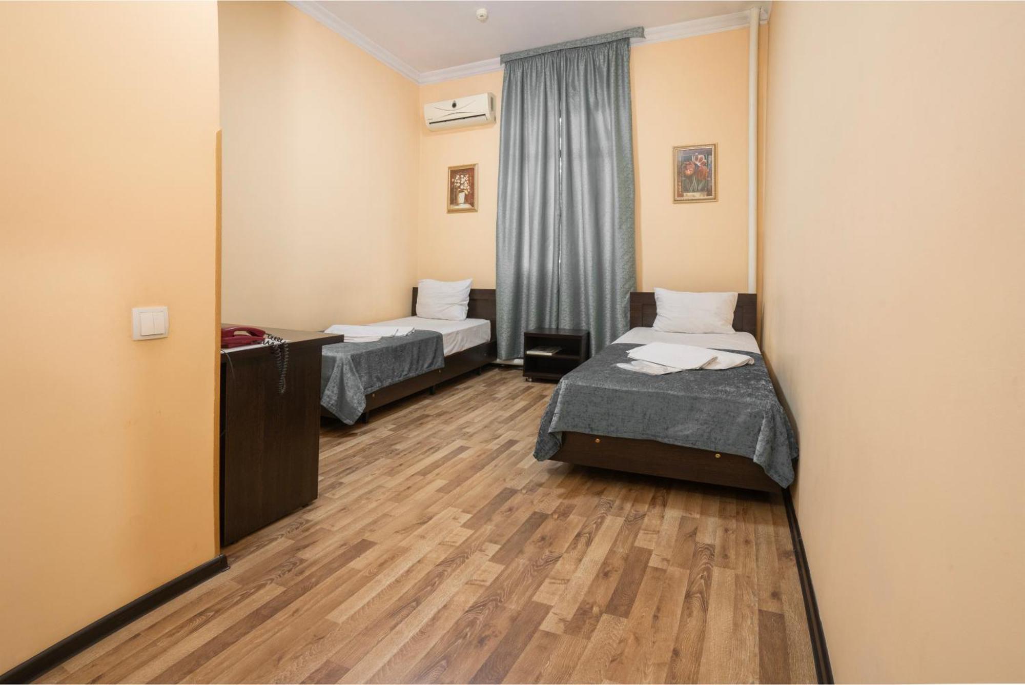 Rohat Mirobod Tashkent Luaran gambar
